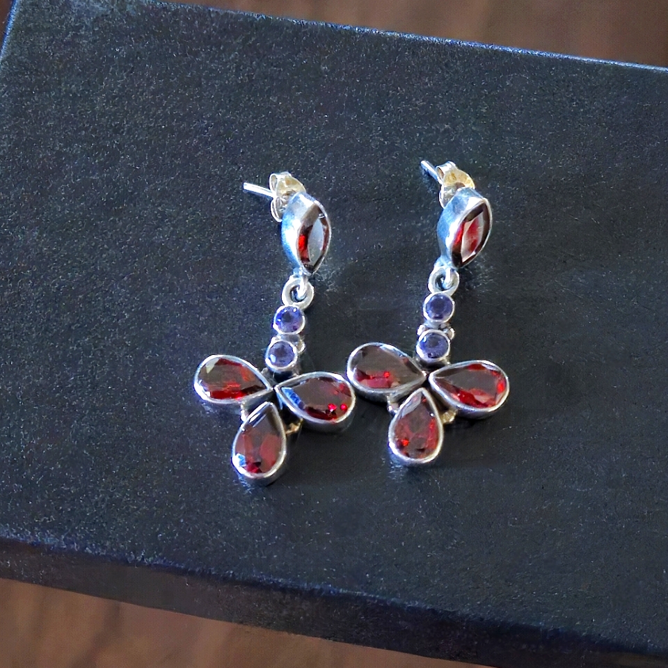 Nicky Butler 925 Sterling Silver Mozambique Garnet Iolite Earrings Designer Nb 79$
